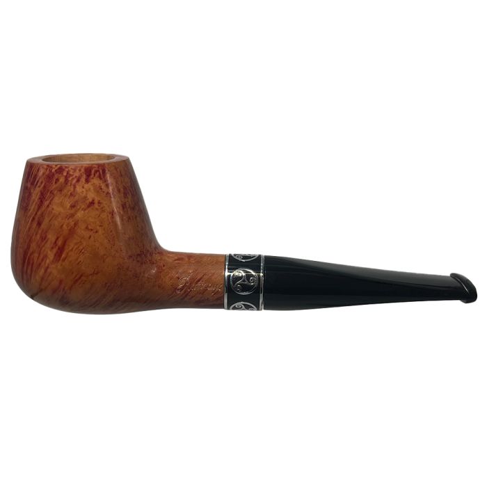 Rattray's Pfeife Triskele 18